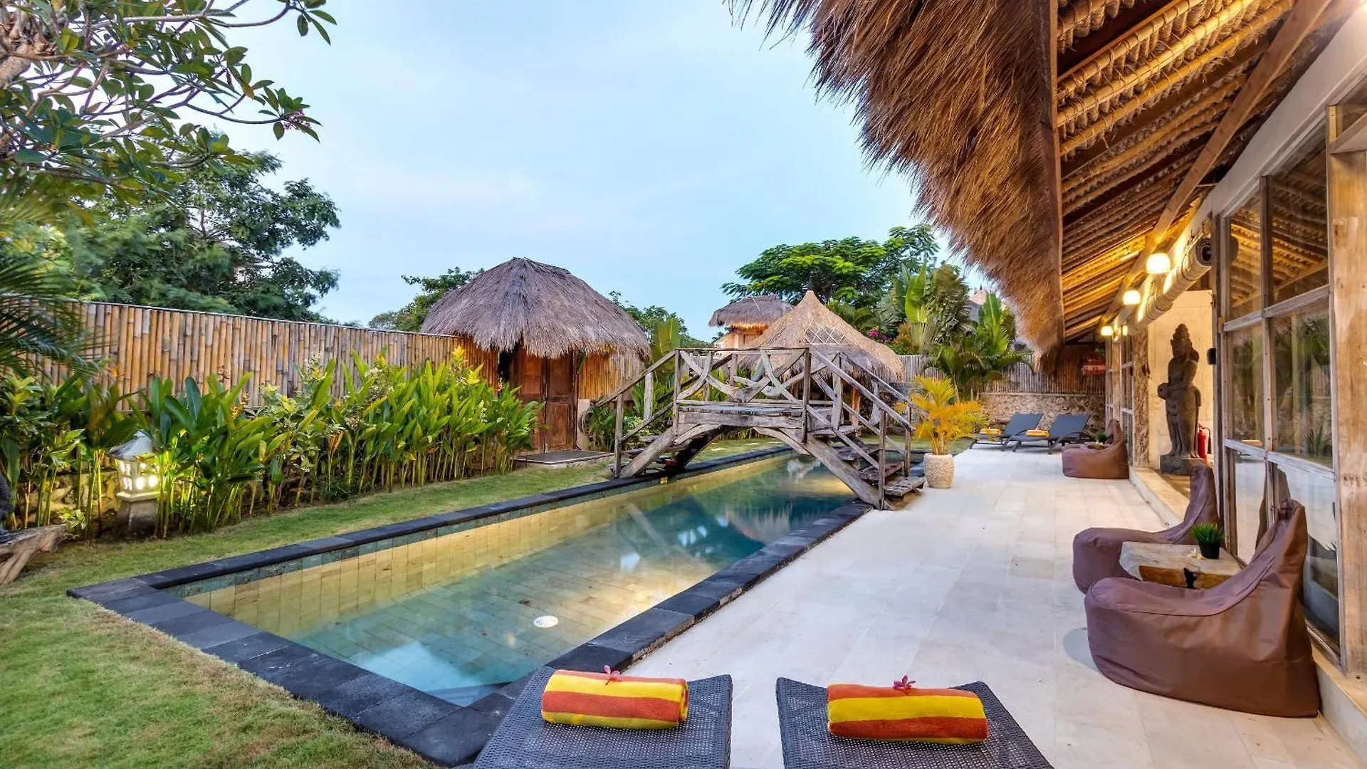 Villa Megalan Walking Distance Balangan Beach Uluwatu   Uluwatu (Bali)